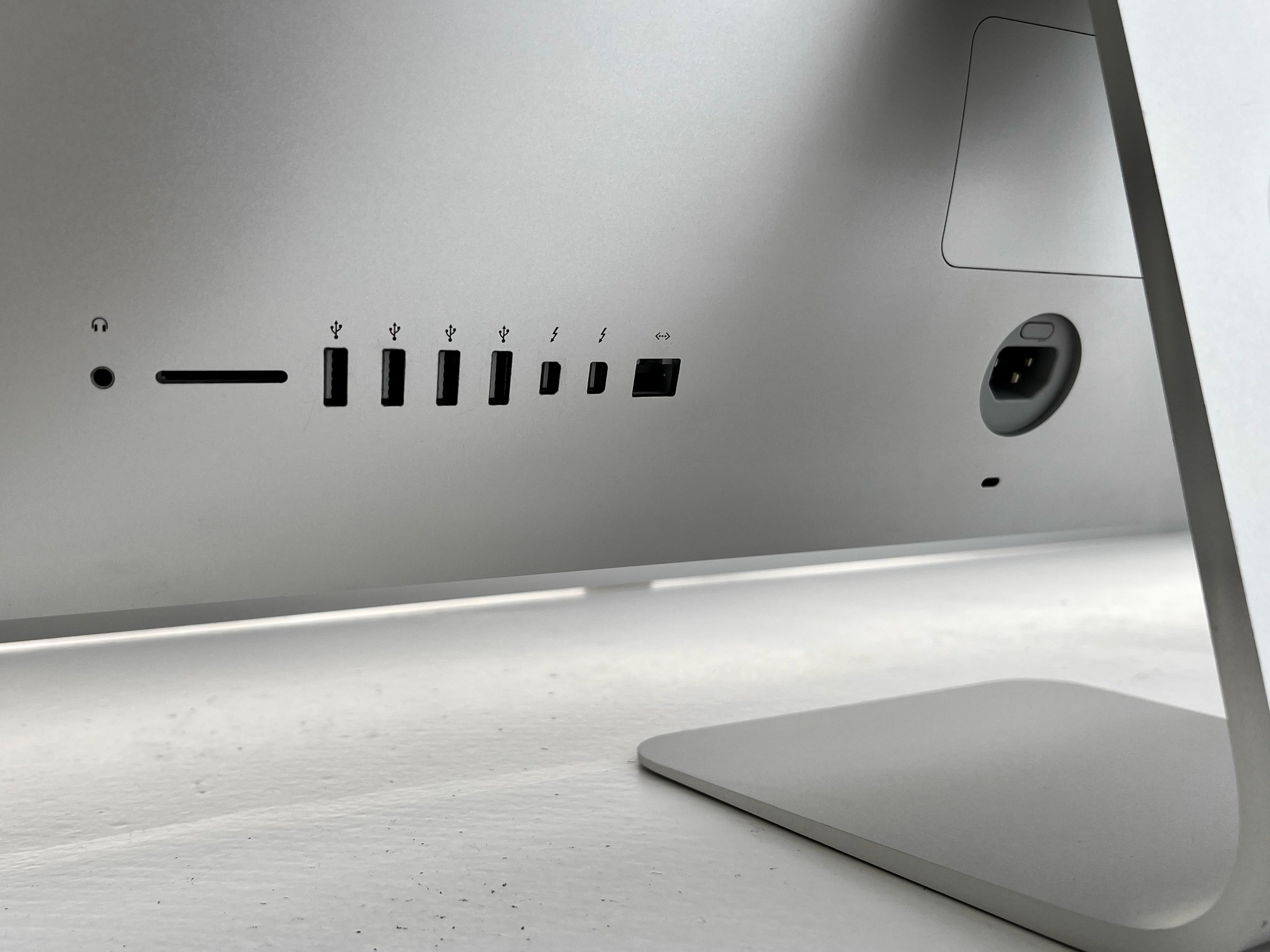 Apple iMac 27" – Retina 5K (Late 2014)